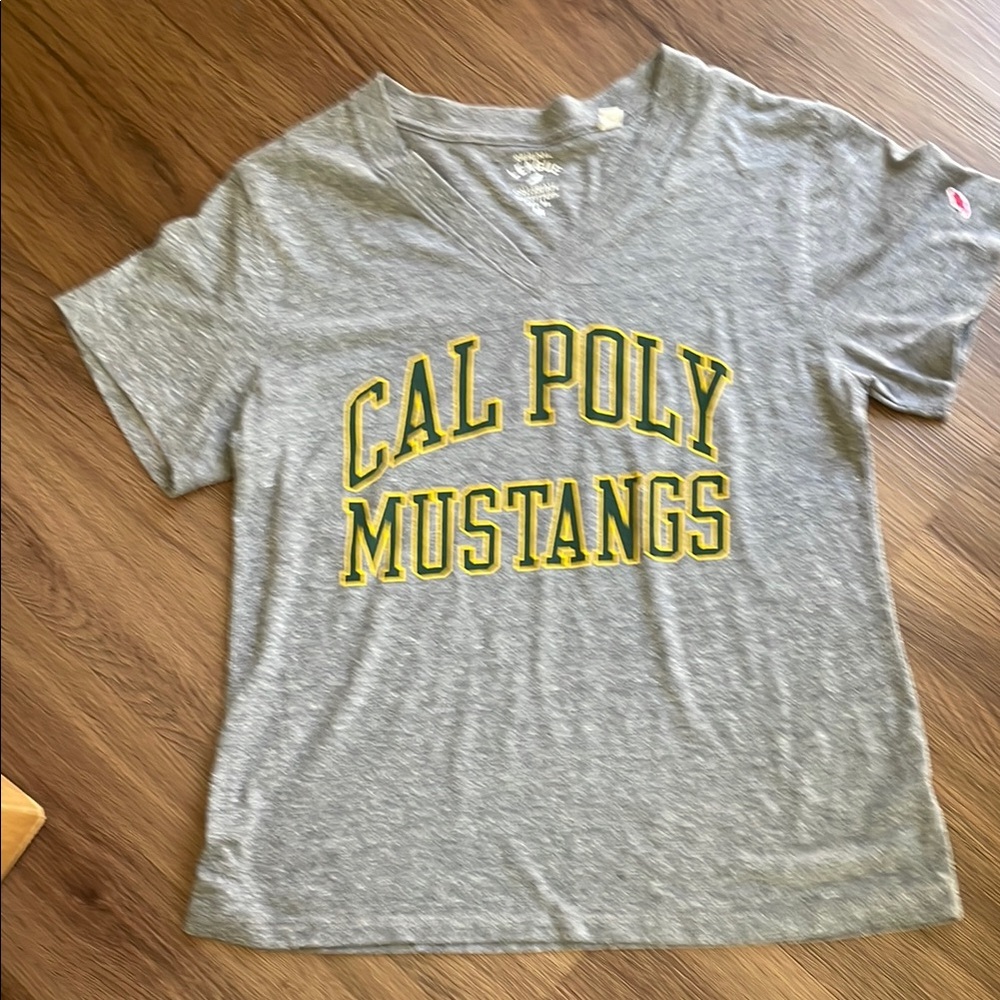 Cal Poly Mustangs Original League V-Neck T Shirt Women Size M
